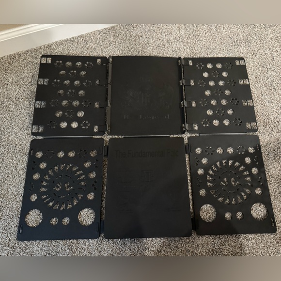 Black Shirt Folding Board - Picture 6 of 7